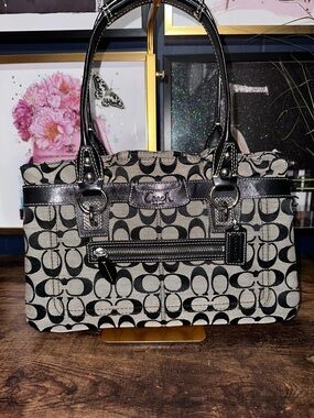 Coach Penelope Signature Black/Gray Satchel,.